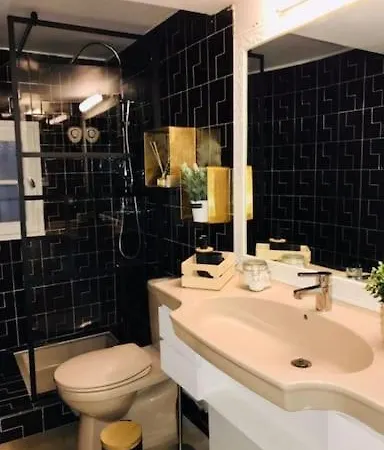 Au Coeur Du Quartier Historique